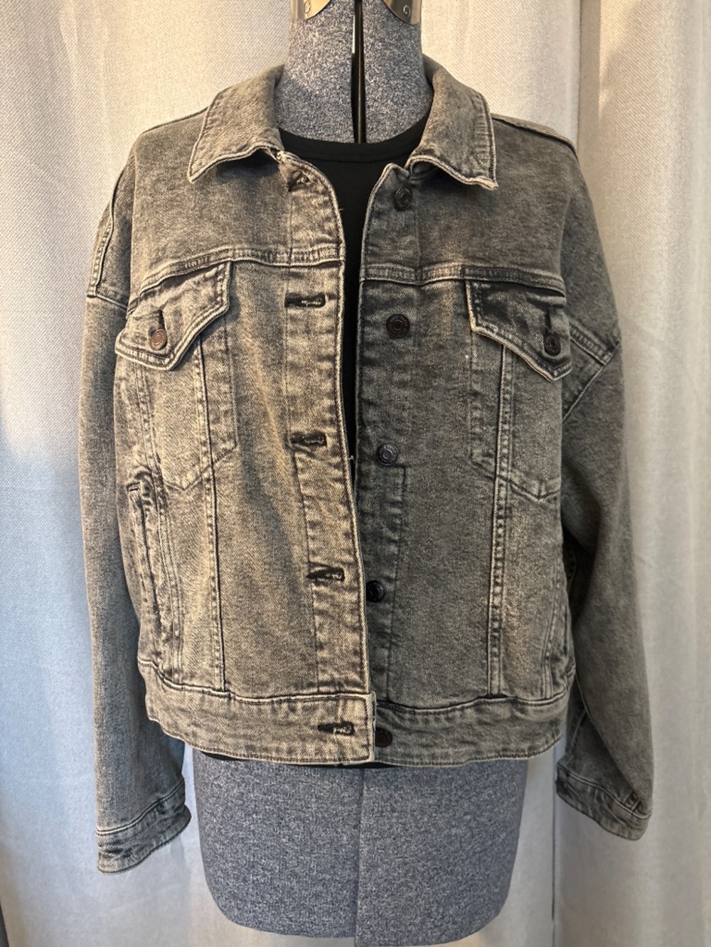 Custom Upcycled Woodcut "Sacred Heart" Denim Jacket - Picture 3 of 3